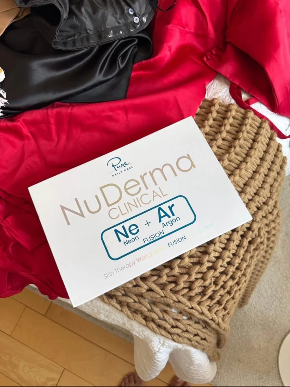 NuDerma Clinical Neon Fusion Argon Skin Therapy Wand